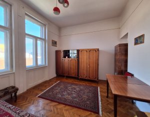 Ultracentral! Apartament cu 3 camere, 102 mp