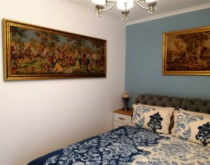 Apartament 3 camere amenajat in stil medieval, Baciu