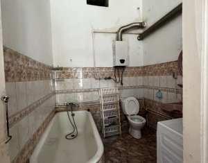 Apartament 70mp, etaj 1 cu balcon, la strada Horea 