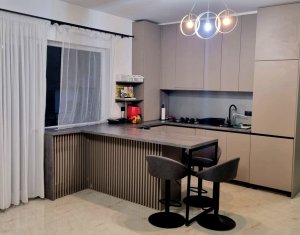 Apartment 3 rooms for sale in Floresti