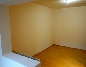 Apartment 3 rooms for sale in Cluj-napoca, zone Intre Lacuri