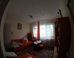 Appartement 4 chambres à vendre dans Cluj-napoca, zone Manastur