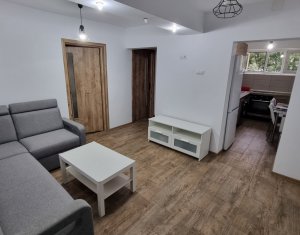 Apartament 2 camere decomandat, cu balcon și boxă, situat în Manastur