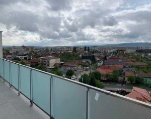 Apartament de vanzare cu 3 camere, zona Clujana.