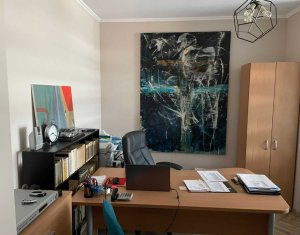 Appartement 3 chambres à vendre dans Cluj-napoca, zone Iris