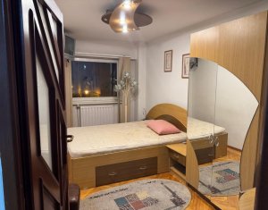 Appartement 4 chambres à vendre dans Cluj-napoca, zone Manastur