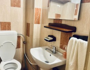 Apartament 3 camere, etaj 2/8, confort sporit, decomandat, in P-uri, Titulescu