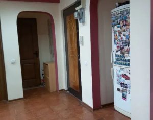 Appartement 4 chambres à vendre dans Cluj-napoca, zone Manastur