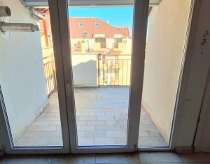 Vanzare apartament 3 camere, Manastur, 76 mp, pe 2 niveluri