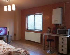 De vanzare apartament cu 2 camare decomandat Manastur