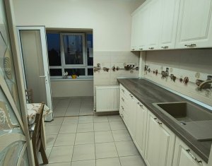 Apartament cu 2 camere si 2 balcoane, etaj 3, Zorilor