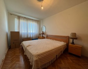 Apartment 4 rooms for sale in Cluj-napoca, zone Manastur