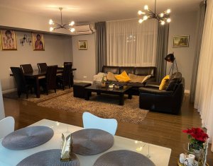 Vanzare apartament 4 camere in Cluj-napoca, zona Plopilor