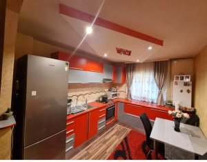 Vente appartement 3 chambres dans Cluj-napoca, zone Intre Lacuri