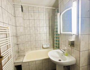 Appartement 2 chambres à vendre dans Cluj-napoca, zone Manastur