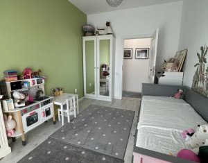 Apartament modern cu 3 camere, terasa si parcare, in zona Buna Ziua!