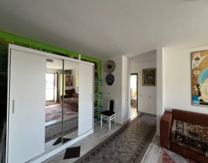 Apartament cu 3 camere, etaj 2, parcare subterana, Floresti