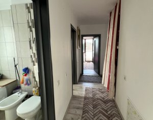 Apartament cu 3 camere, etaj 2, parcare subterana, Floresti