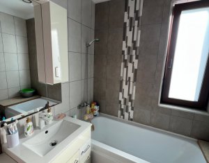 Apartament cu 3 camere, etaj 2, parcare subterana, Floresti