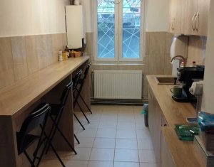 Vanzare apartament 3 camere in Cluj-napoca, zona Centru