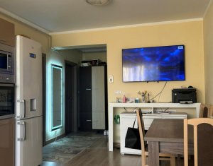 Sale apartment 3 rooms in Baciu