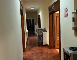 Vente appartement 5 chambres dans Cluj-napoca, zone Becas