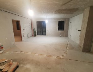 Appartement 3 chambres à vendre dans Cluj-napoca, zone Manastur