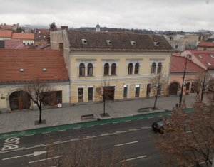 Vanzare apartament 4 camere in Cluj-napoca, zona Centru