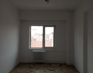 Ultracentral, apartament cu 4 camere, 90mp CEC