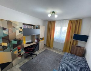 Apartament cu 3 camere, 82 mp, zona Marasti , cu loc de parcare