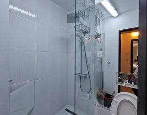 Vanzare apartament cu 3 camere mobilat/garaj CF/ în cartierul Zorilor