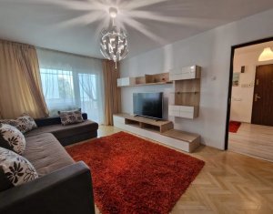 Vanzare apartament cu 3 camere mobilat/garaj CF/ în cartierul Zorilor