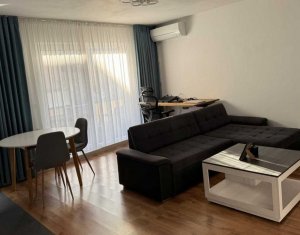 Vanzare apartament 2 camere in Floresti