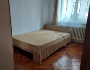 Apartament 3 camere, balcon, parcare, Manastur