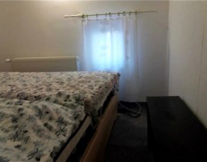 Apartament la casa cu curte proprie, situat in centrul Clujului