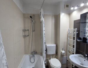 Apartament modern cu 3 camere, 2 parcari, cartier Buna Ziua