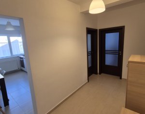 Apartament modern cu 3 camere, 2 parcari, cartier Buna Ziua