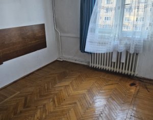 Sale apartment 3 rooms in Cluj-napoca, zone Gheorgheni