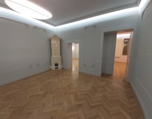 Apartament 4 camere, superfinisat, ultracentral Cluj-Napoca