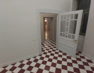 Apartament 4 camere, superfinisat, ultracentral Cluj-Napoca