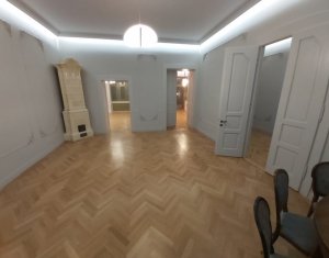 Apartament 4 camere, superfinisat, ultracentral Cluj-Napoca