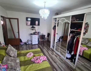 Apartament 2 camere, etaj 1, decomandat, zona The Office si BRD Marasti !