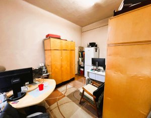 Apartament in casa, 3 camere, 203mp, locatie semicentrala 