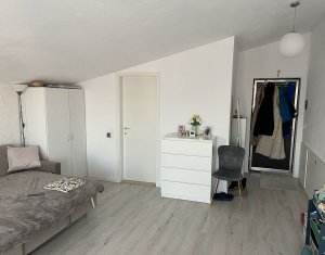 Apartament cu 2 camere mansarda in Manastur, zona de blocuri noi