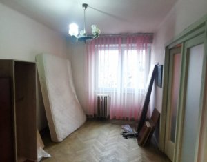 Apartament cu 4 camere in Plopilor , parcul Central, aproape de Centru