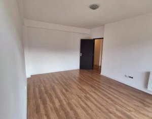 Vanzare apartament 1 camere in Floresti