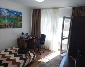 Appartement 3 chambres à vendre dans Cluj-napoca, zone Marasti