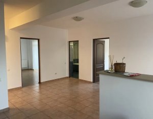 Vanzare apartament 3 camere in imobil tip vila,zona ,,La Terenuri