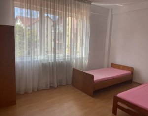 Vanzare apartament 3 camere in imobil tip vila,zona ,,La Terenuri