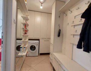 Apartament 4 Camere de Vânzare – Zona Kaufland Mărăști, Etaj 1